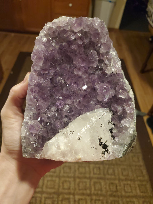 Twilight Amethyst Cut Base