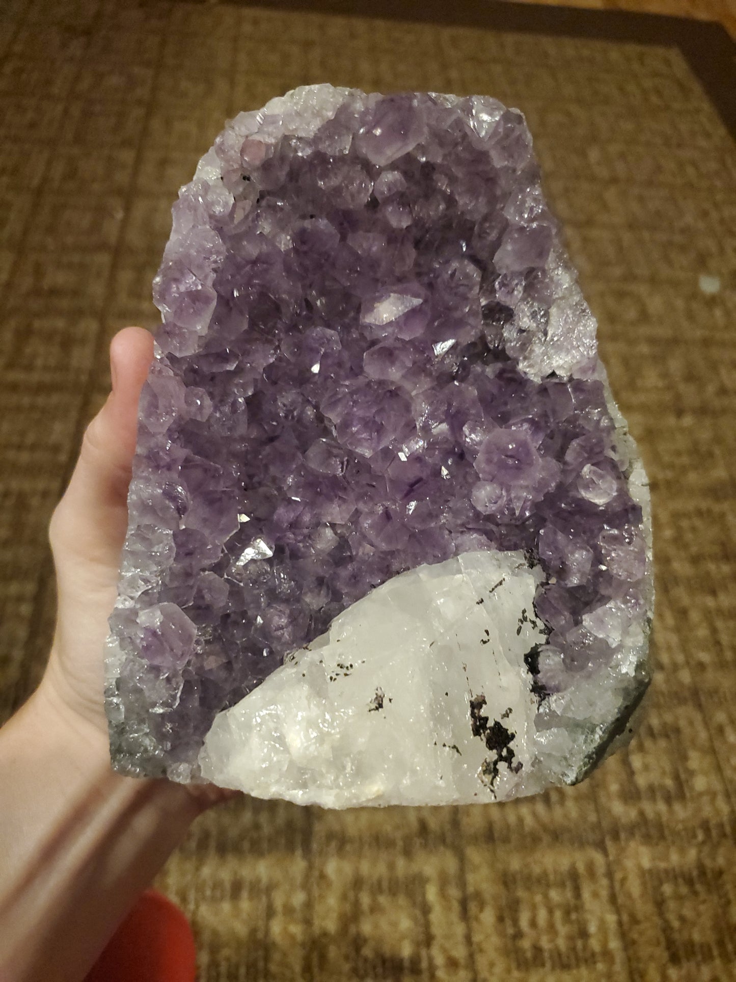 Twilight Amethyst Cut Base