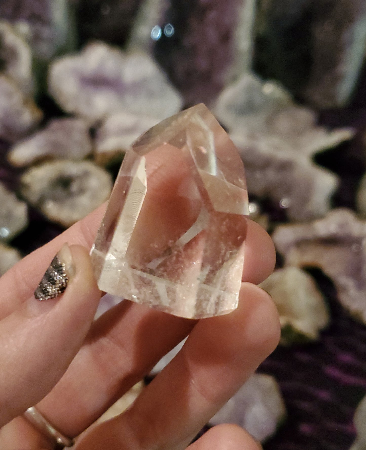 Med. Clear quartz points